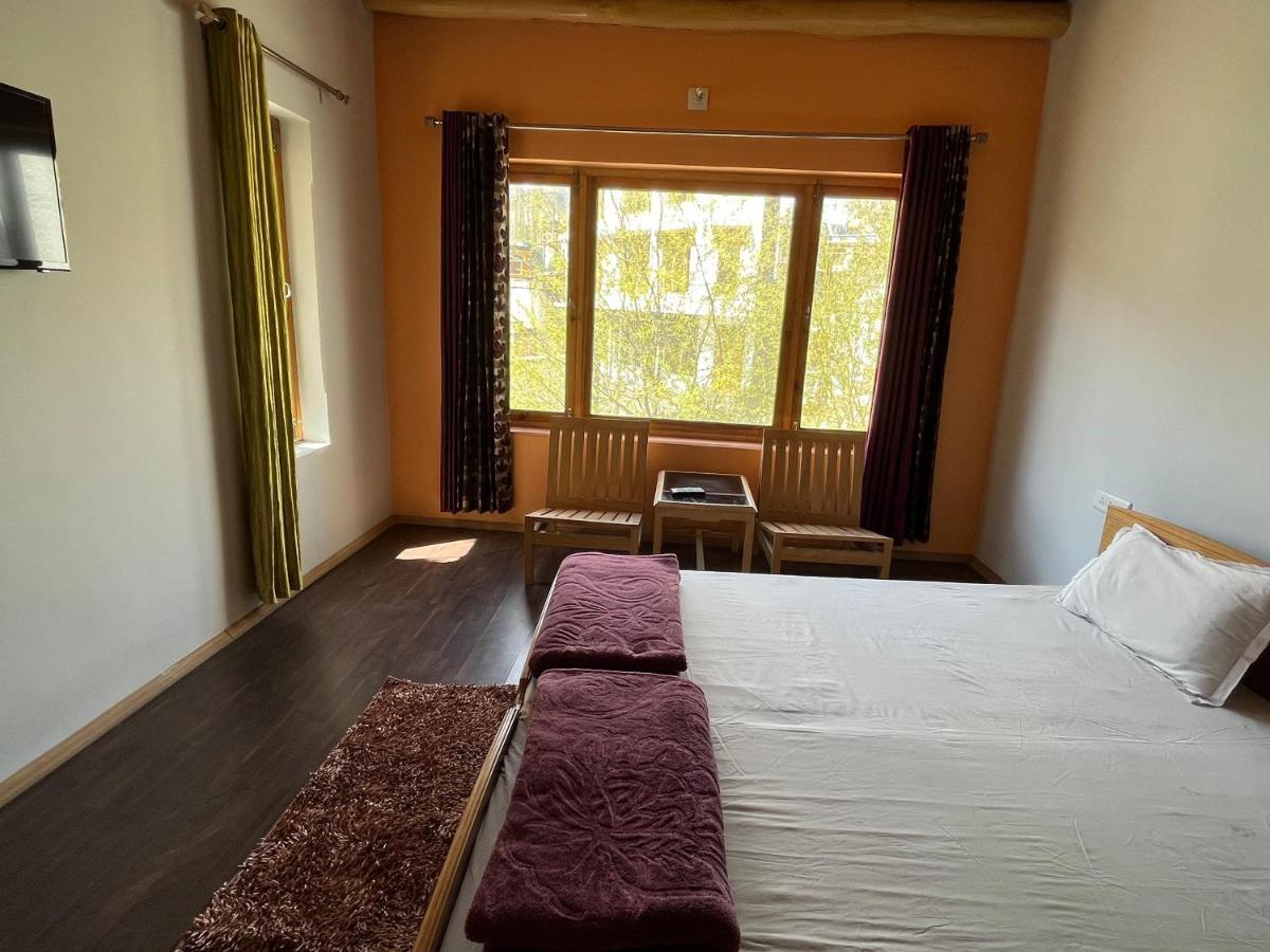 Chakzot Garden House Otel Leh Dış mekan fotoğraf